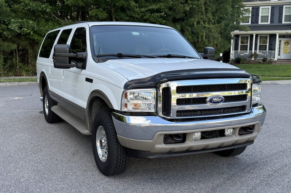 2000 Ford Excursion sold at auction for $40,250