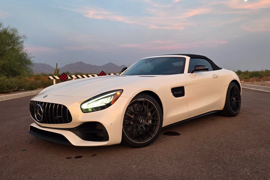 2020 Mercedes-Benz AMG GT sold at auction for $70,000