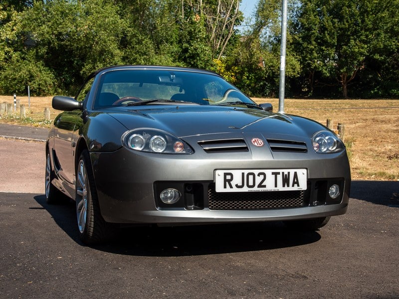2002 MG TF sold at auction for $4,899