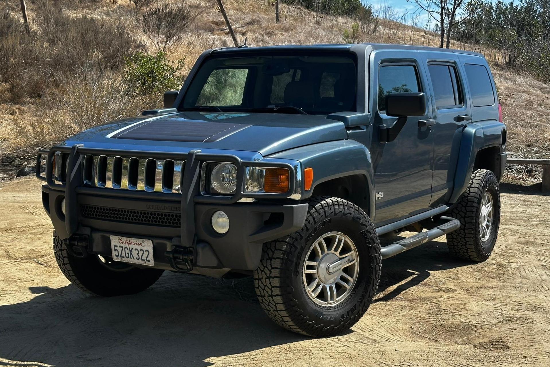 2007 Hummer H3 sold at auction for $5,000