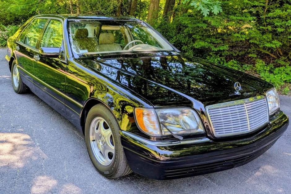 1998 Mercedes-Benz W140 S-Class sold at auction for $16,000