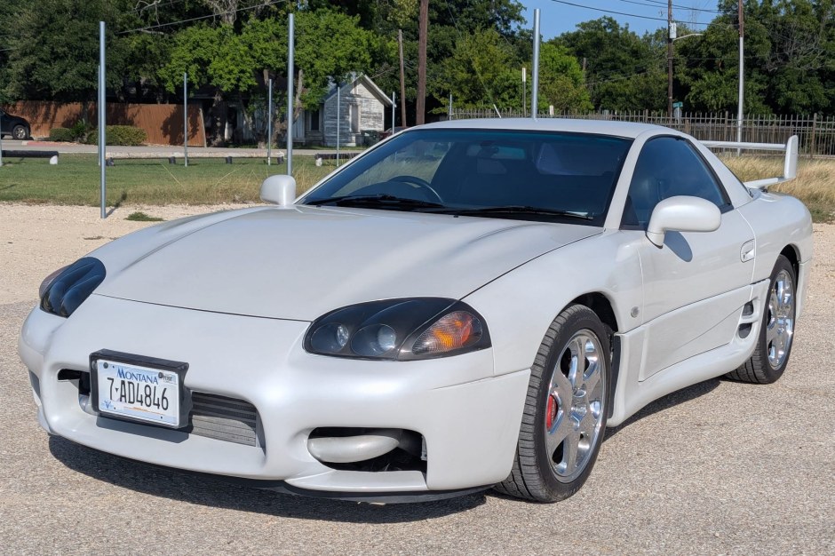 1999 Mitsubishi 3000GT sold at auction for $17,000