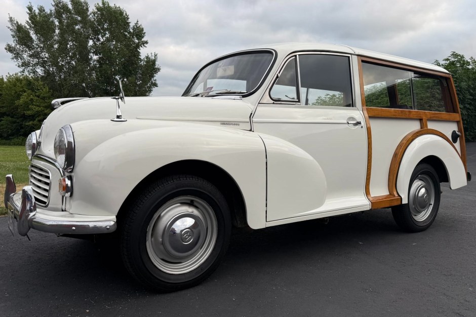 1970 Morris Minor sold at auction for $8,100