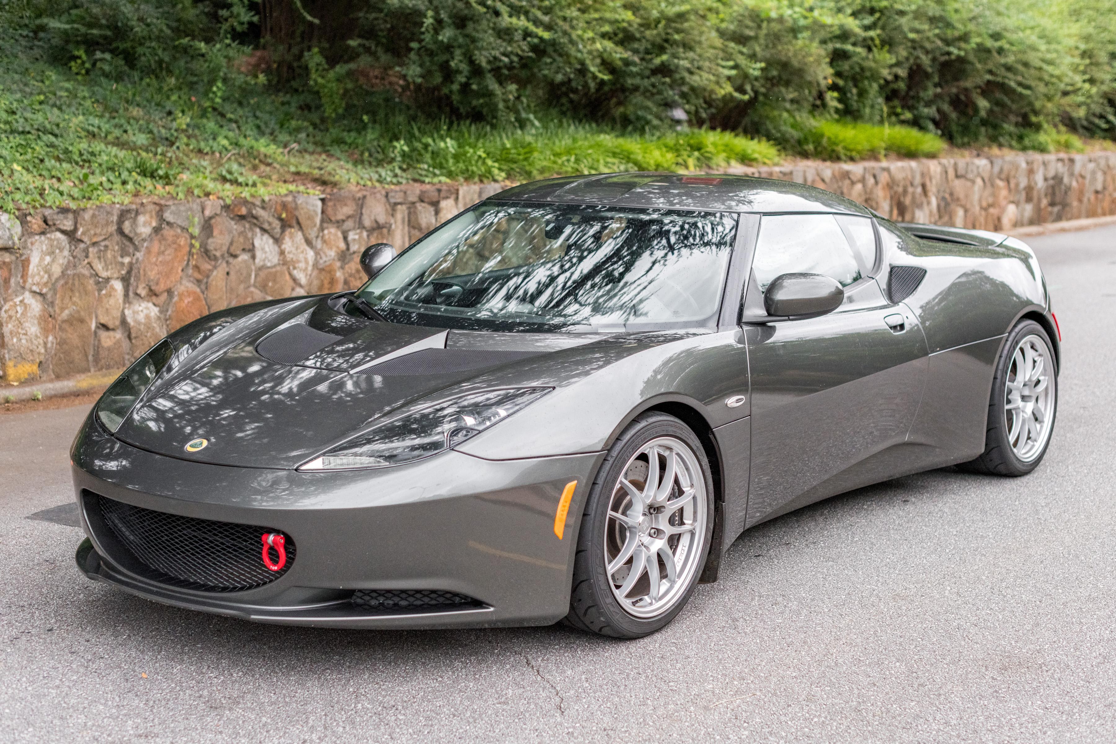 2010 Lotus Evora sold at auction for $24,500