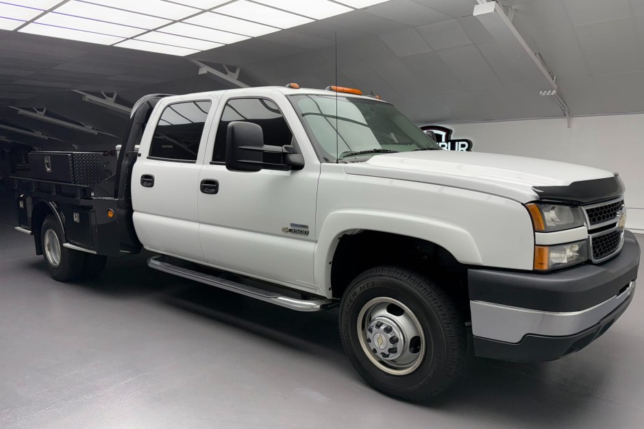 2007 Chevrolet Silverado sold at auction for $52,500