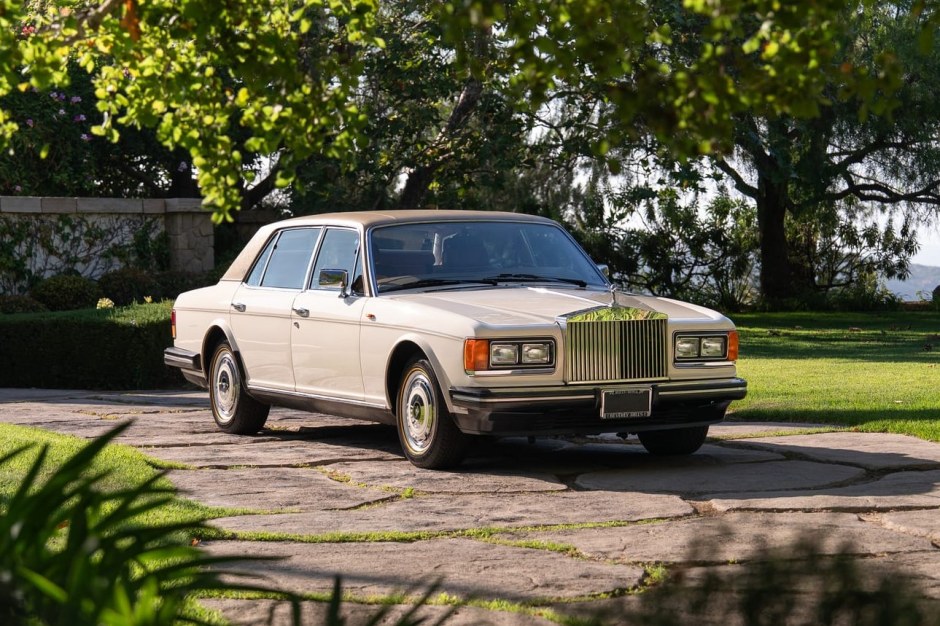 1987 Rolls-Royce Silver Spur sold at auction for $45,250