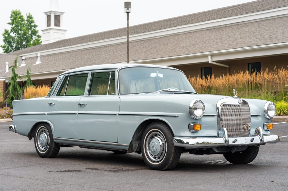 1966 Mercedes-Benz W110 sold at auction for $7,200