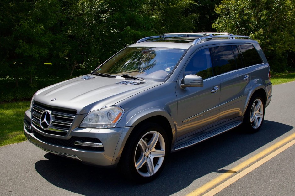 2012 Mercedes-Benz GL-Class sold at auction for $13,000