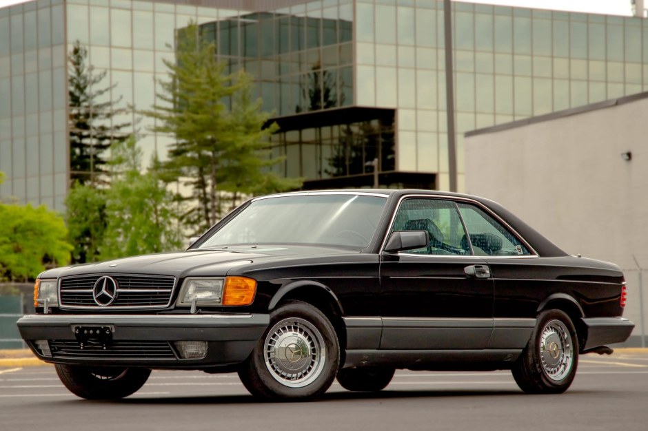 1990 Mercedes-Benz C126 sold at auction for $43,000