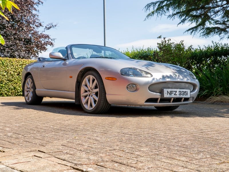 2005 Jaguar XK8 sold at auction for $5,250