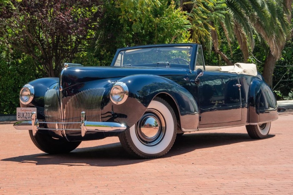 1940 Lincoln Continental sold at auction for $37,550