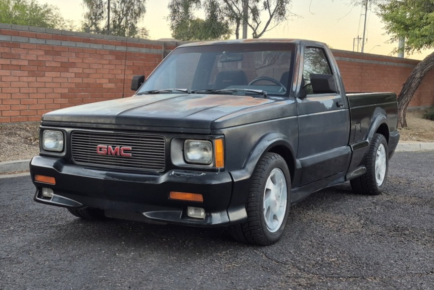 1991 GMC Syclone sold at auction for $31,000