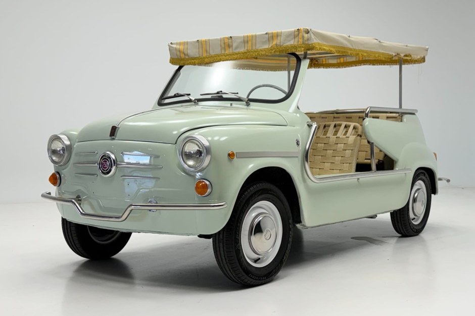 1963 Fiat 600 sold at auction for $28,500
