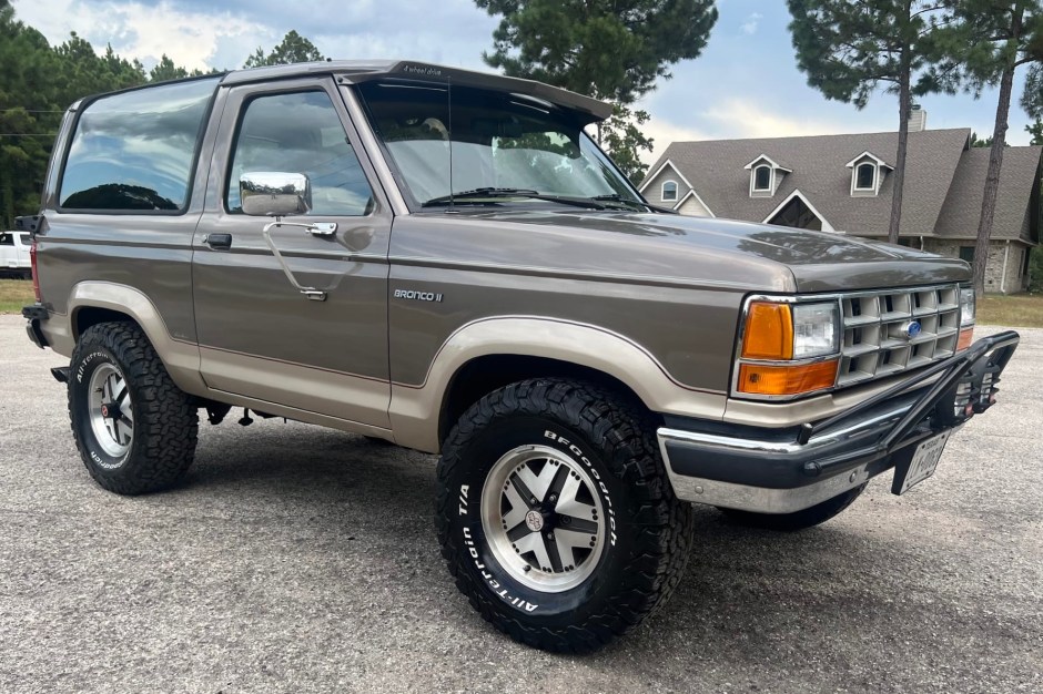 1989 Ford Bronco II sold at auction for $12,000