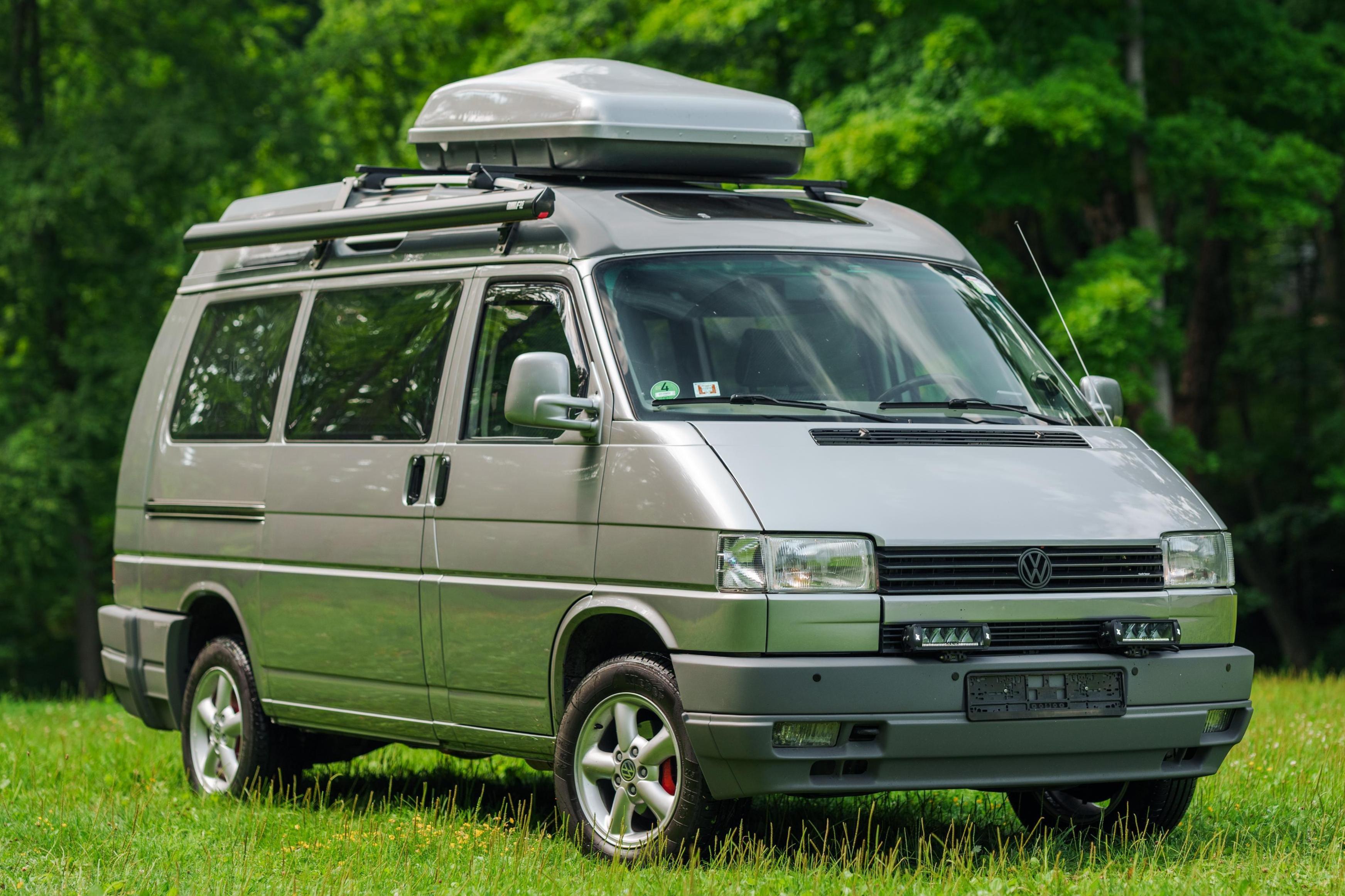 1992 Volkswagen Eurovan sold at auction for $6,800