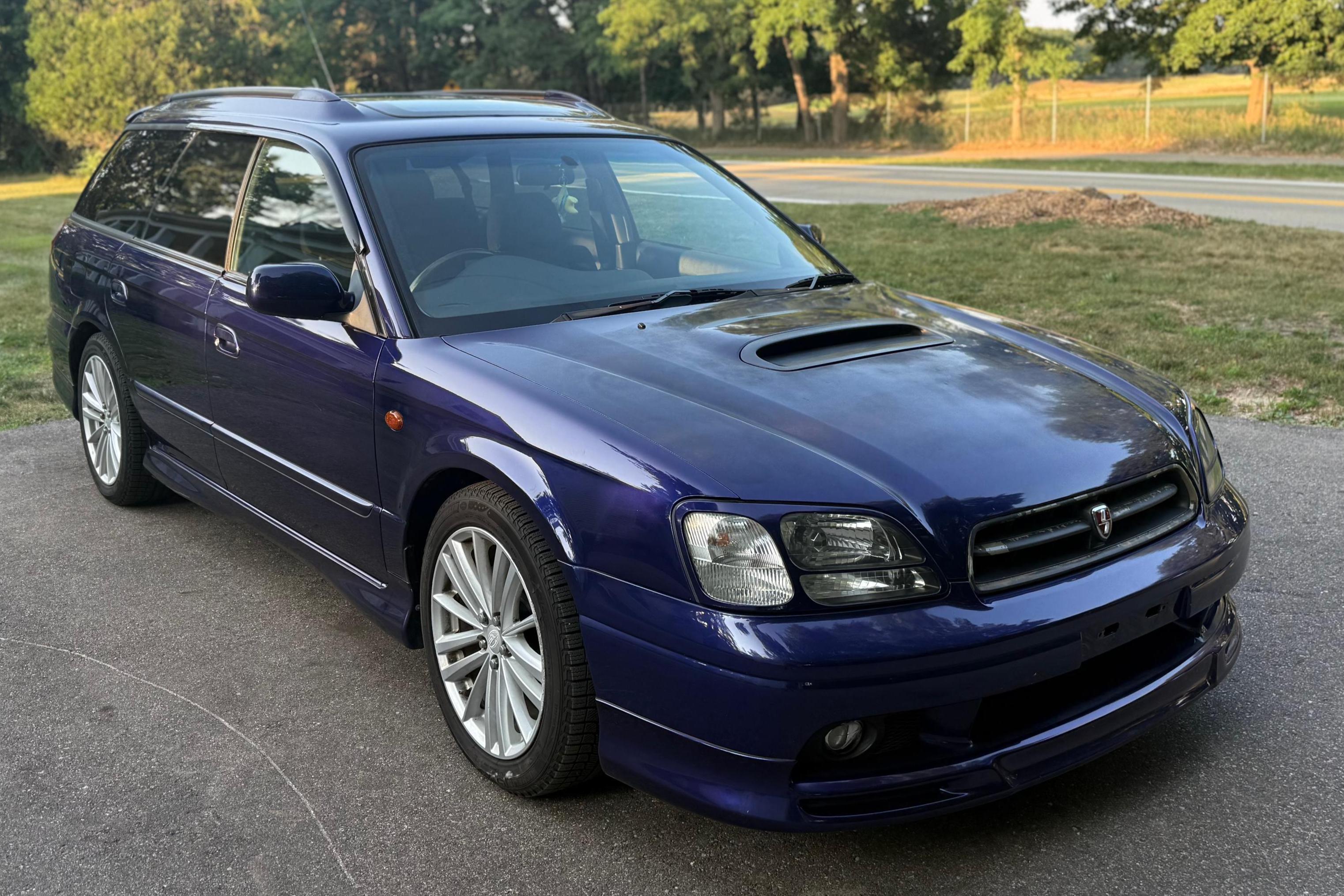 1998 Subaru Legacy sold at auction for $6,200