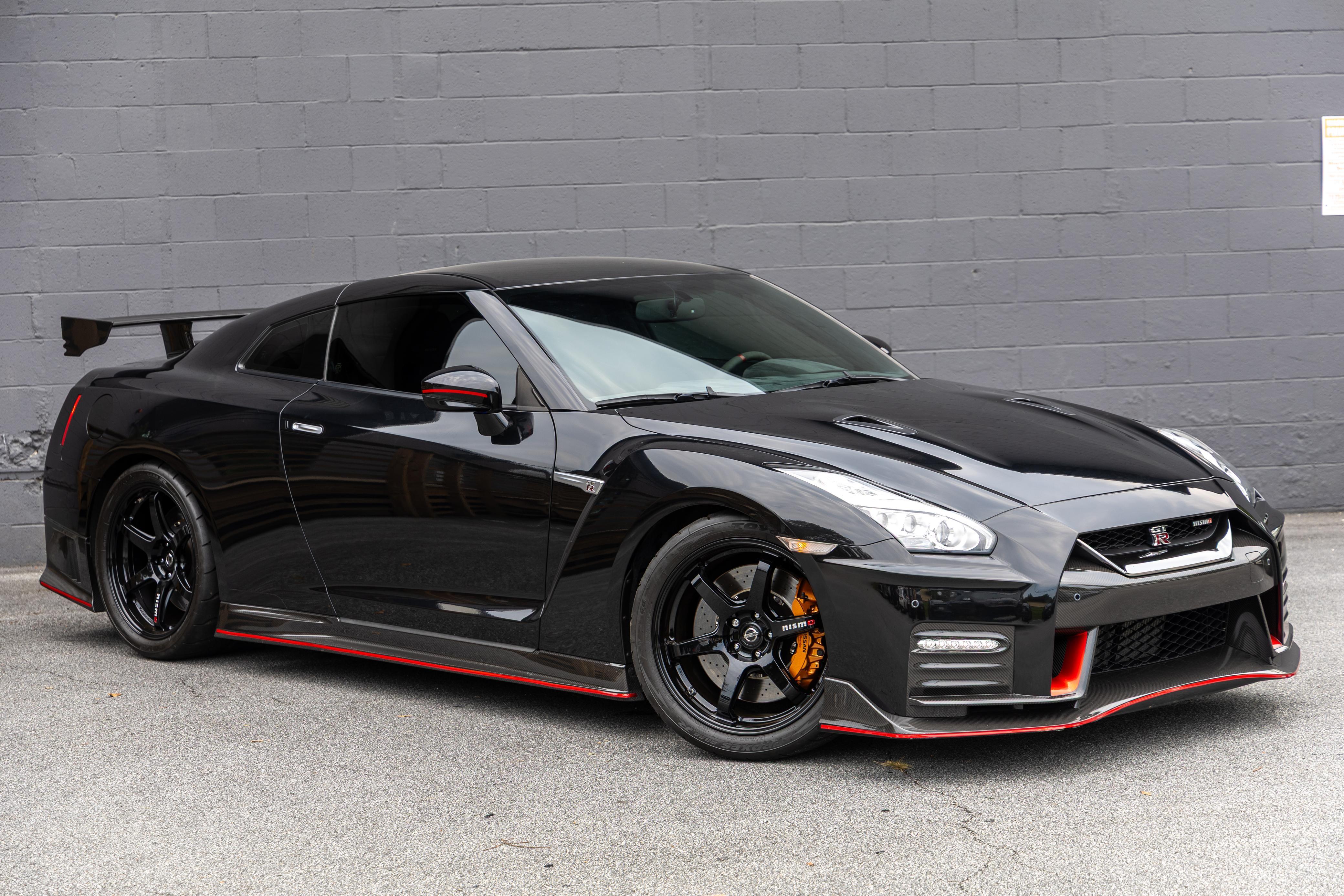 2018 Nissan GT-R sold at auction for $185,000