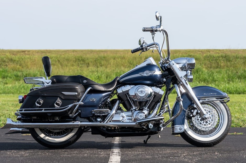 2003 Harley-Davidson Touring sold at auction for $4,488