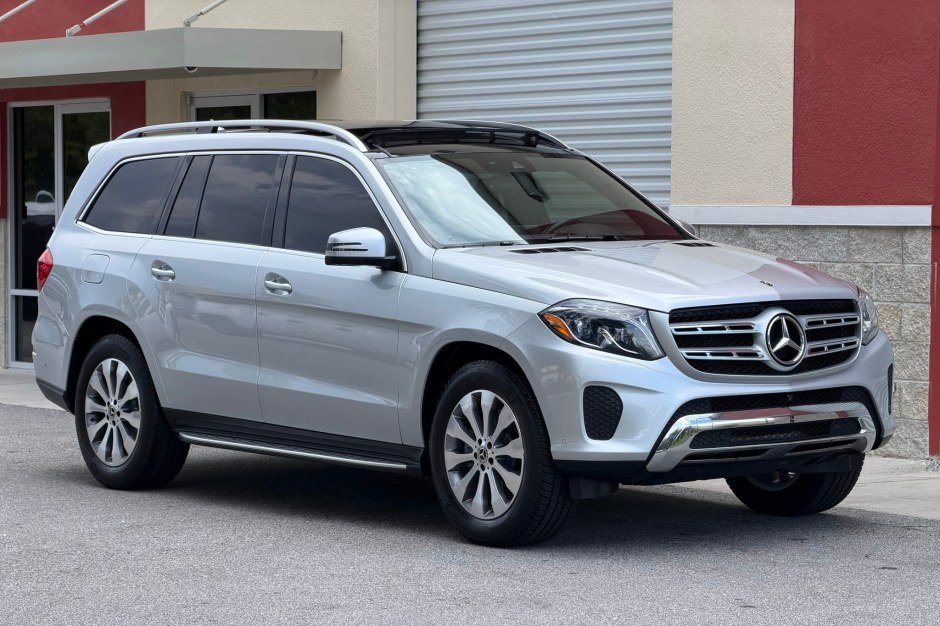 2019 Mercedes-Benz GLS-Class sold at auction for $27,000