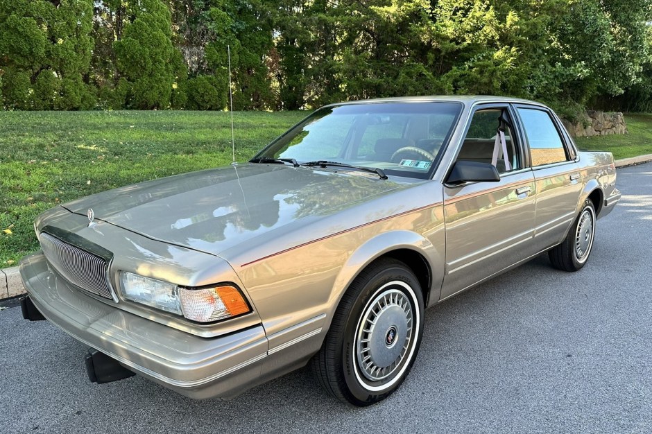 1996 Buick Century sold at auction for $4,650