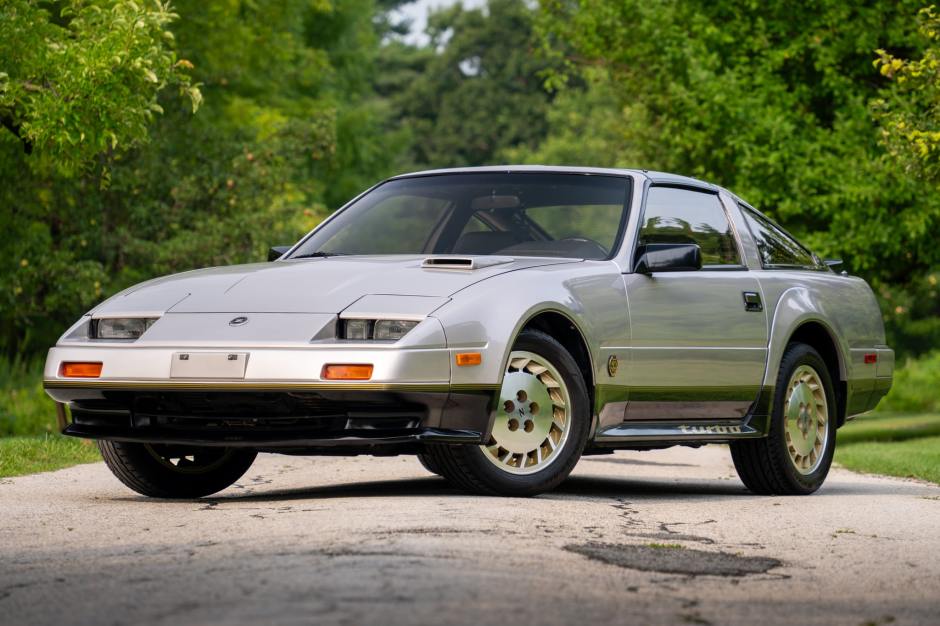 1984 Nissan 300ZX sold at auction for $35,000