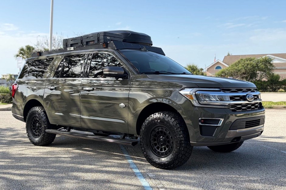 2024 Ford Expedition sold at auction for $59,500