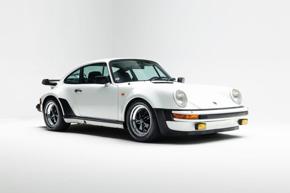 1981 Porsche 930 sold at auction for $196,500