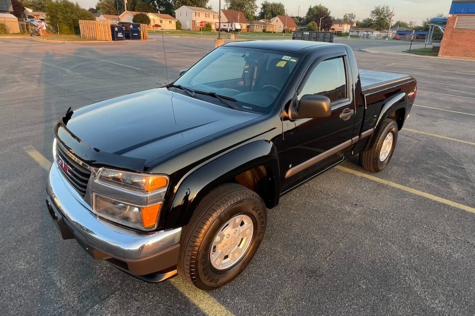 2007 GMC Canyon sold at auction for $9,600