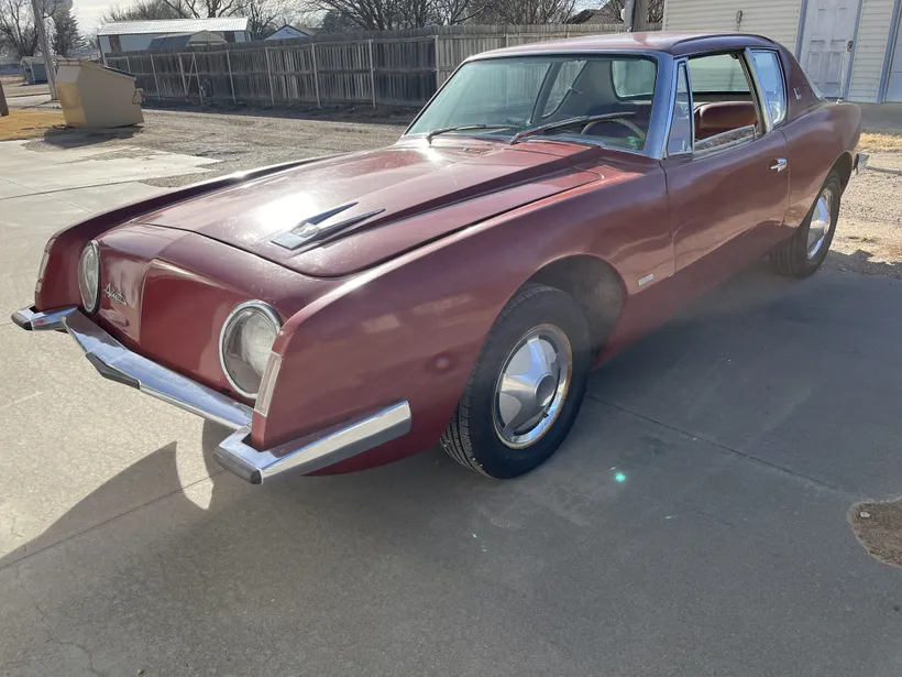 1964 Studebaker Avanti sold at auction for $13,250