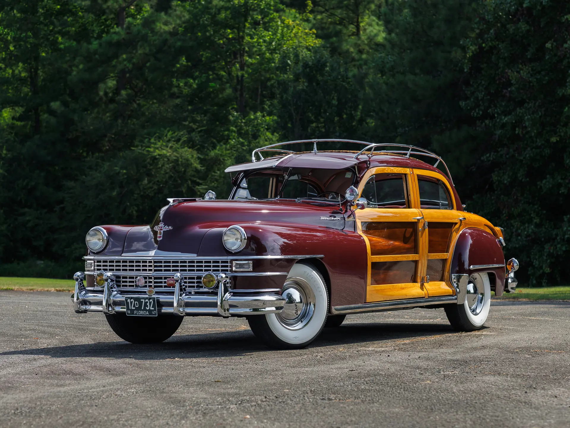 1947 Chrysler Town & Country sold at auction for $280,000