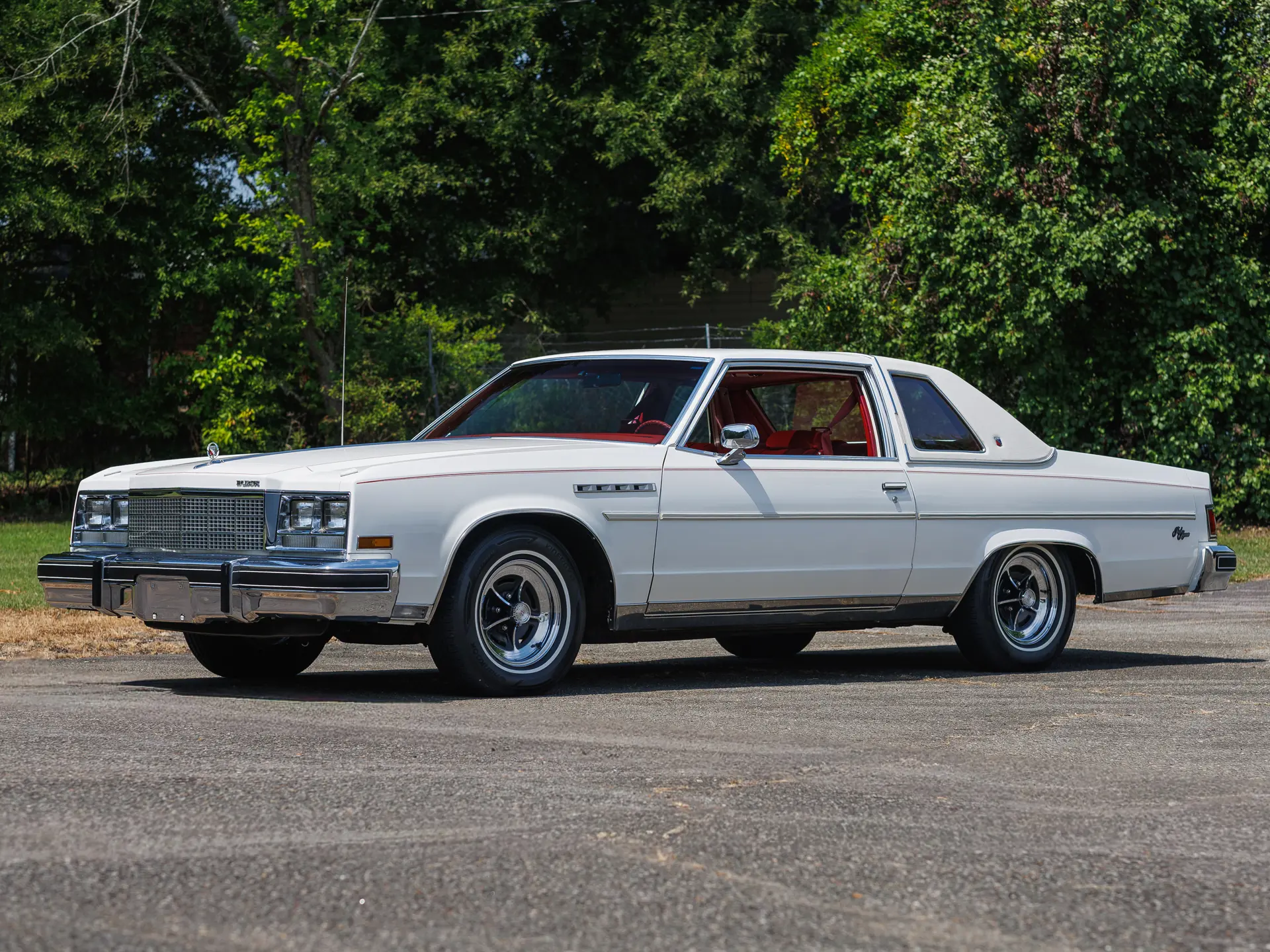 1979 Buick Electra sold at auction for $22,400