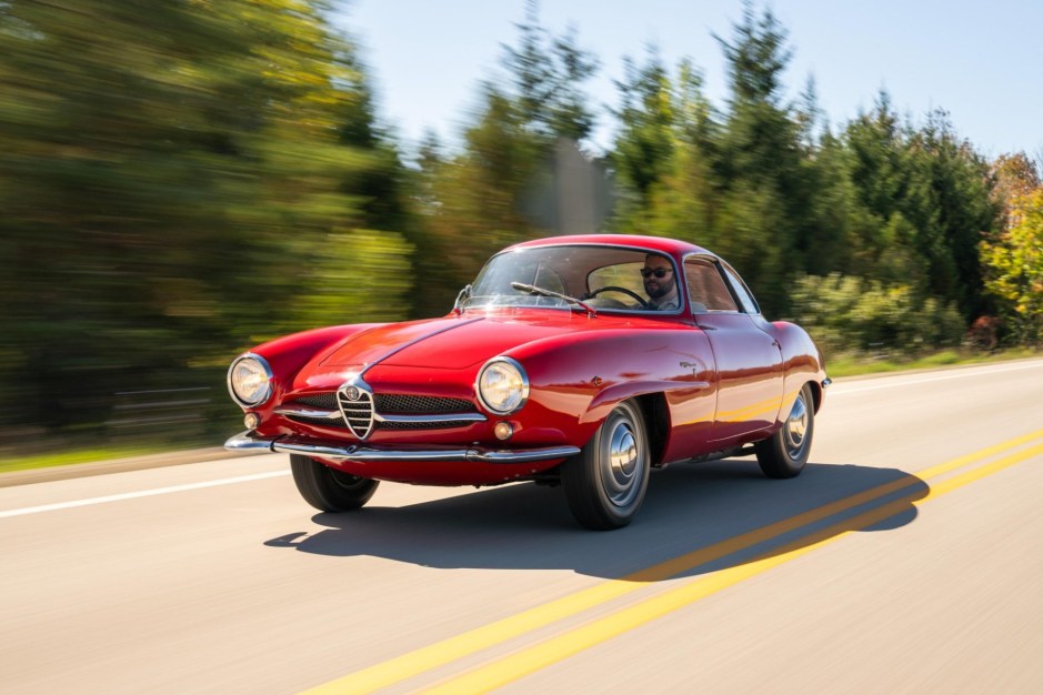 1961 Alfa Romeo Sprint Speciale sold at auction for $72,000
