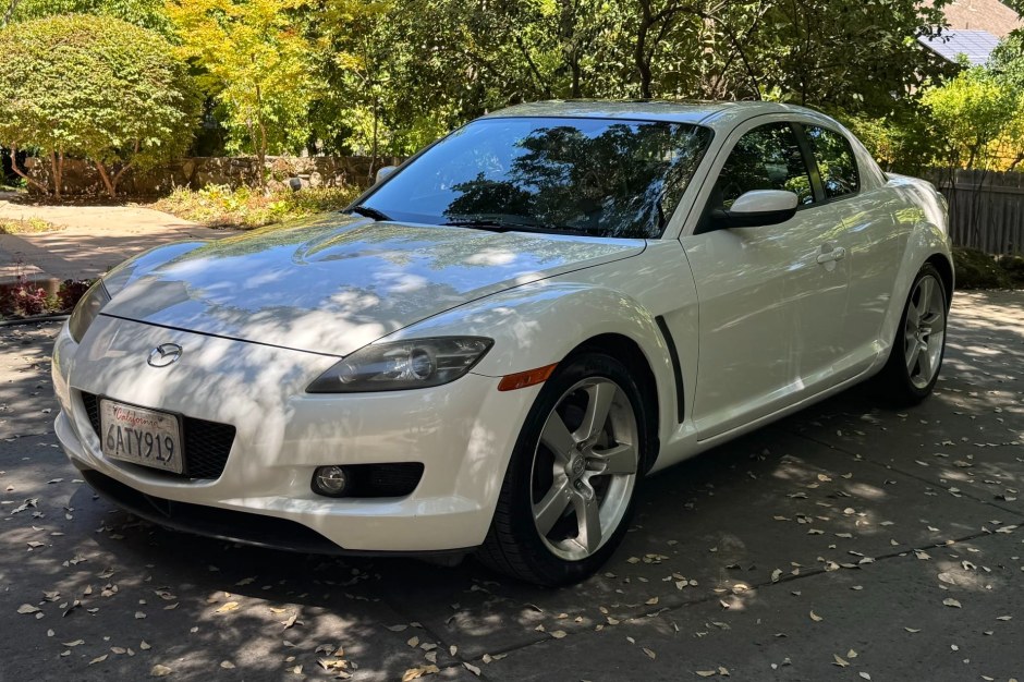 2007 Mazda RX-8 sold at auction for $7,000