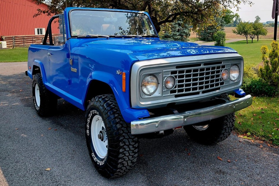 1973 Jeep Jeepster Commando sold at auction for $23,000