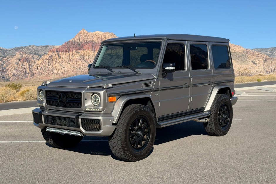 2003 Mercedes-Benz G-Class sold at auction for $44,000