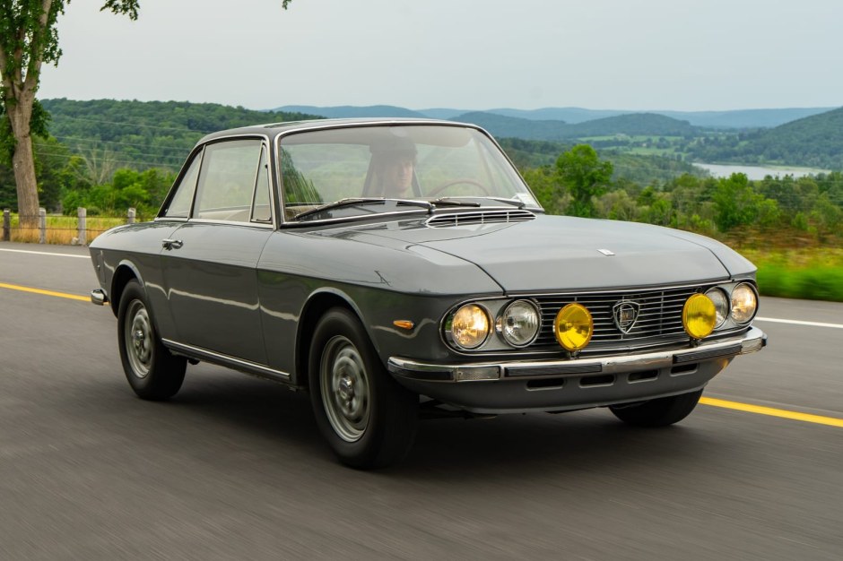 1972 Lancia Fulvia sold at auction for $33,000