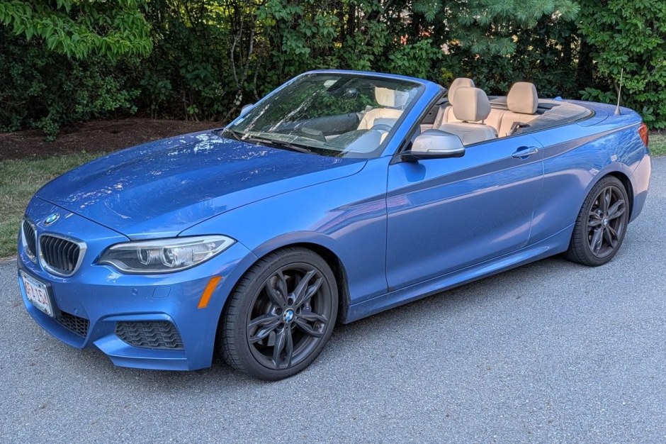 2016 BMW 2-Series sold at auction for $15,000