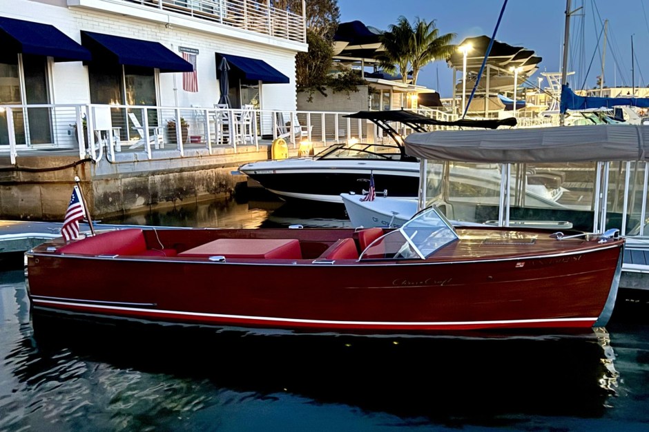 1947 Chris-Craft Sportsman sold at auction for $15,127