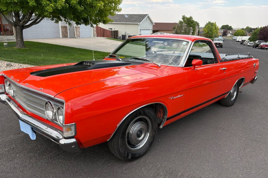 1969 Ford Ranchero sold at auction for $10,420
