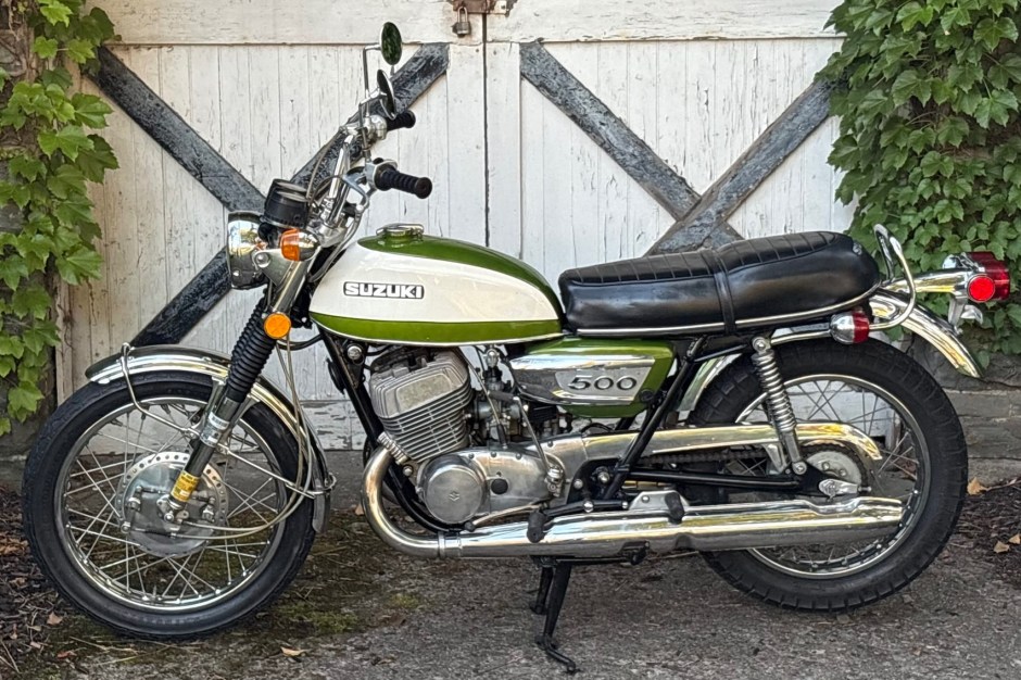 1972 Suzuki Motorcycles sold at auction for $3,400
