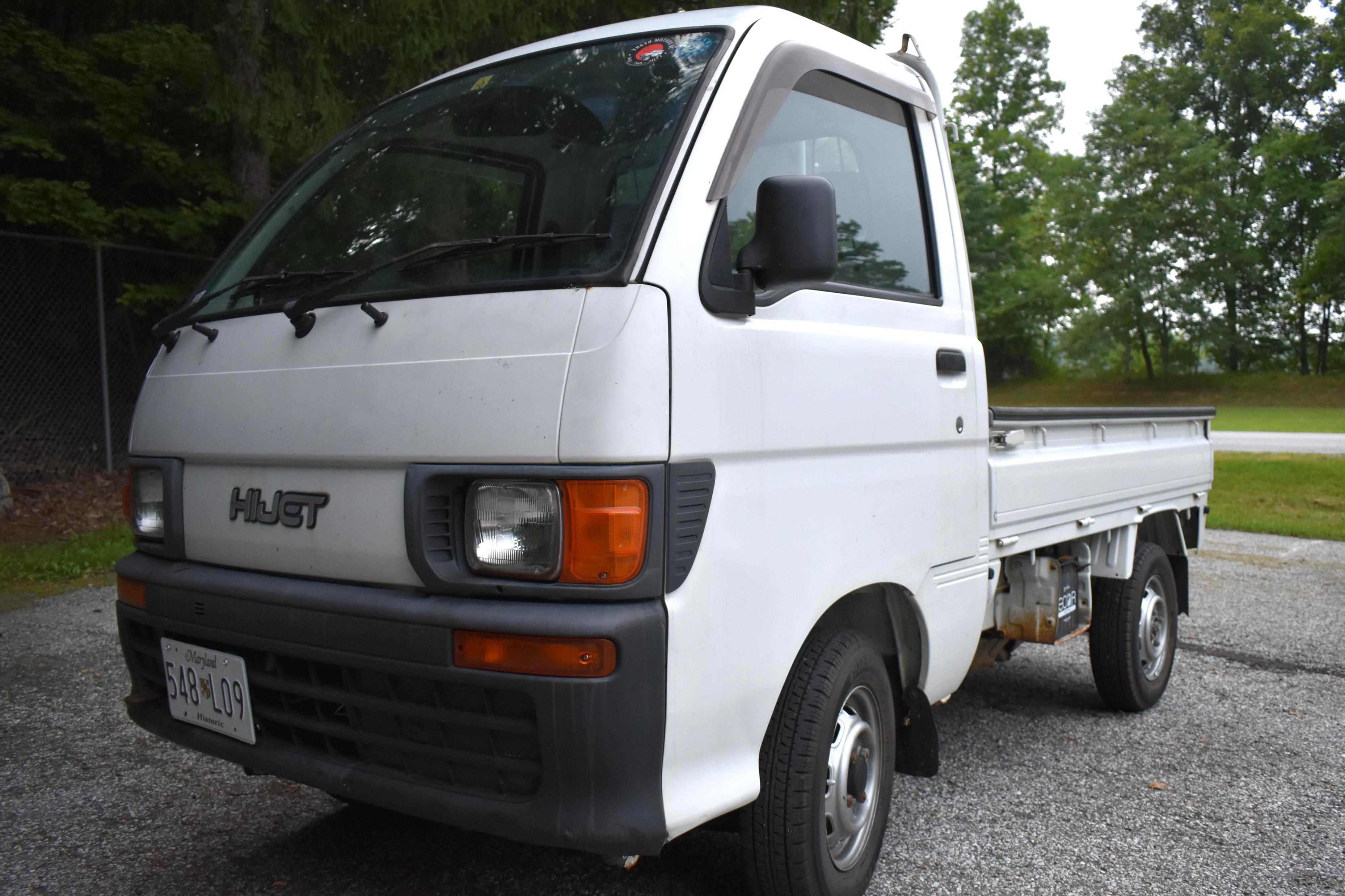 1998 Daihatsu Hijet sold at auction for $5,100
