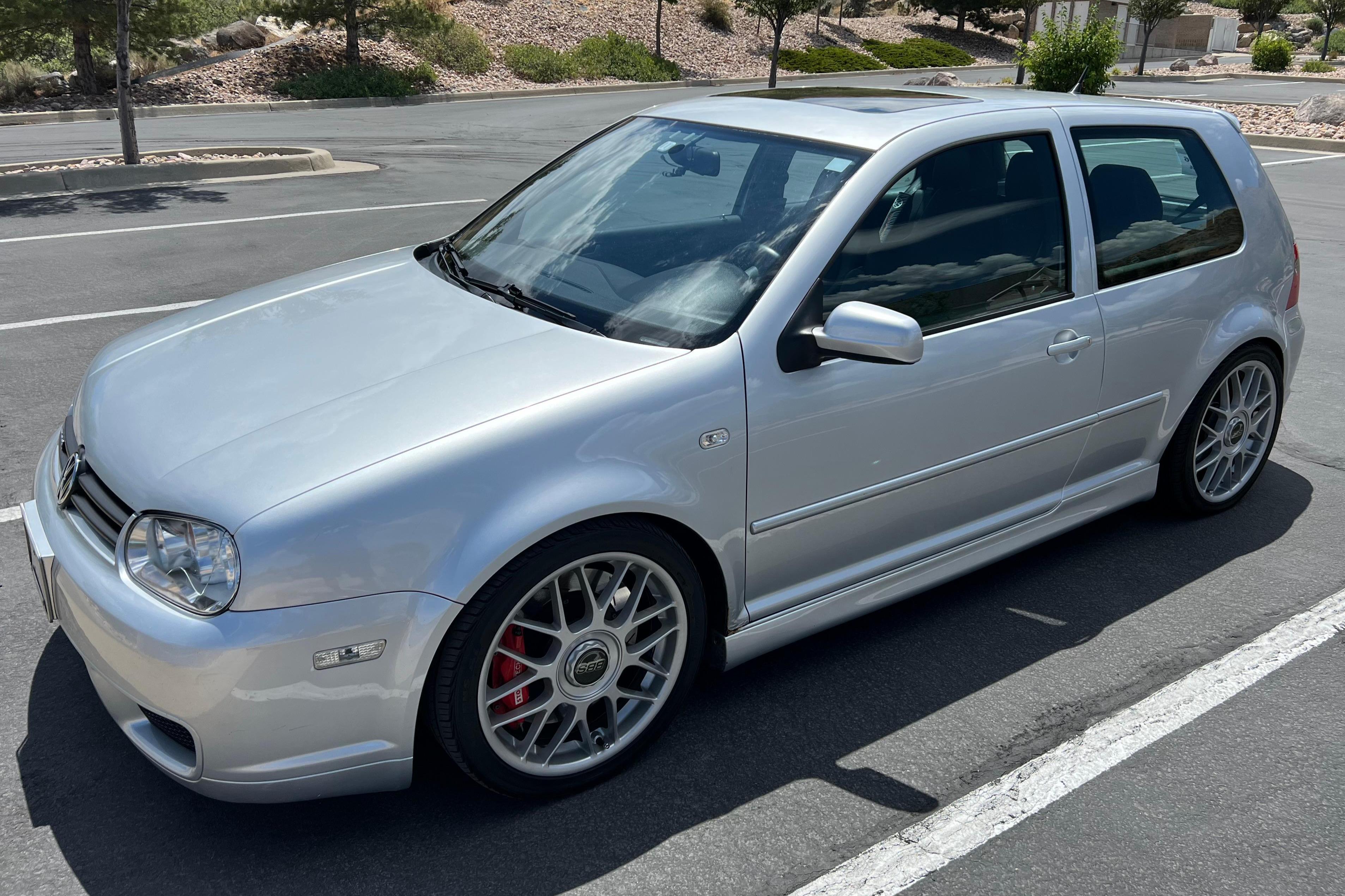 2004 Volkswagen Golf sold at auction for $20,000