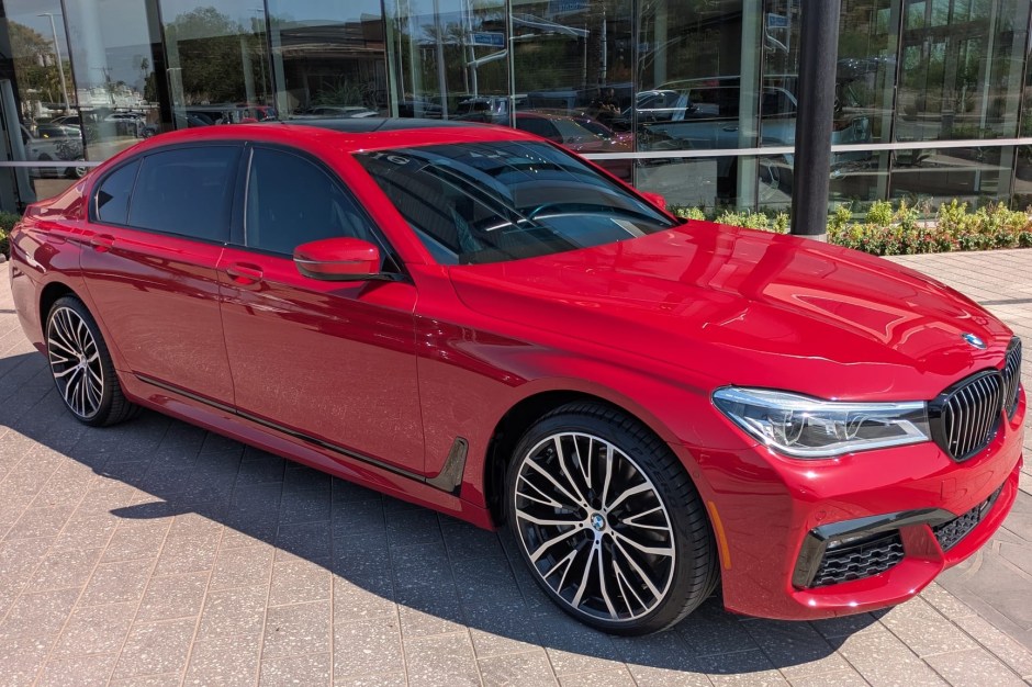 2018 BMW 7-Series sold at auction for $25,750