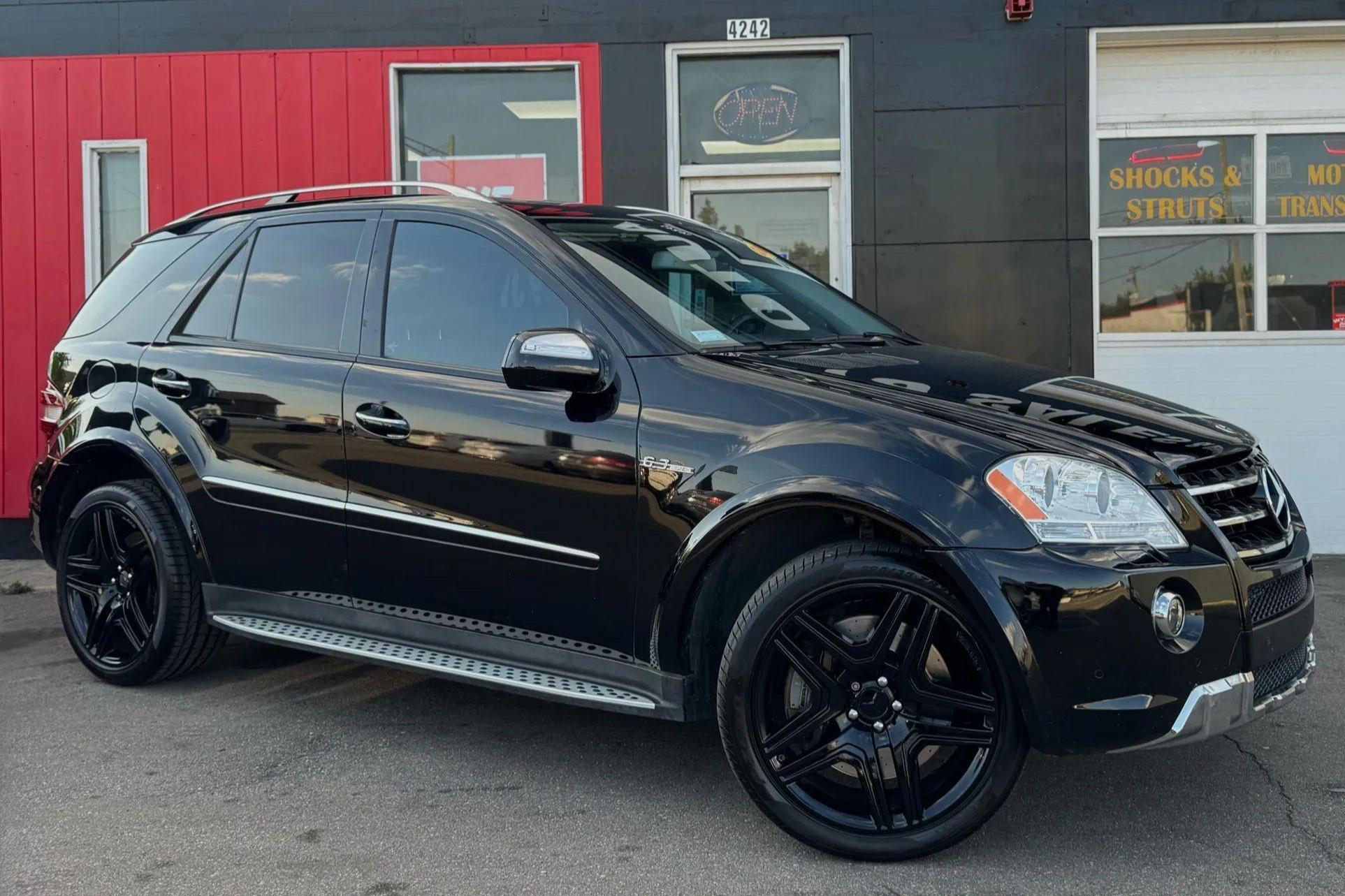 2009 Mercedes-Benz ML AMG sold at auction for $17,250