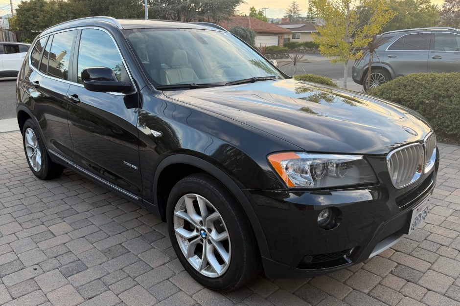 2011 BMW X3 sold at auction for $9,500