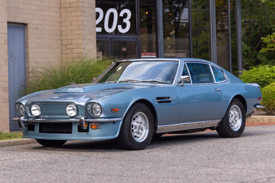 1974 Aston Martin V8 sold at auction for $250,000