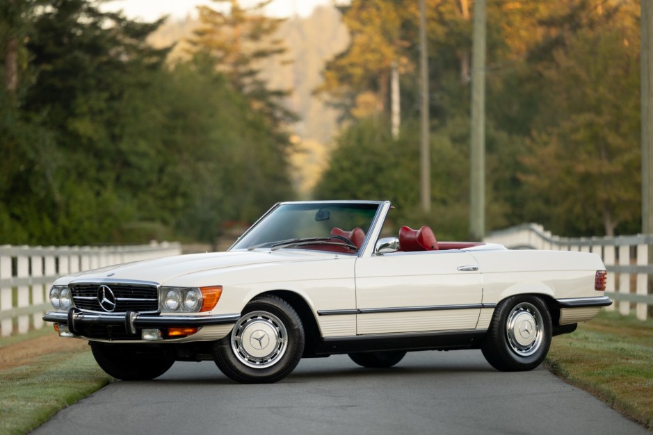 1972 Mercedes-Benz 350 sold at auction for $66,000