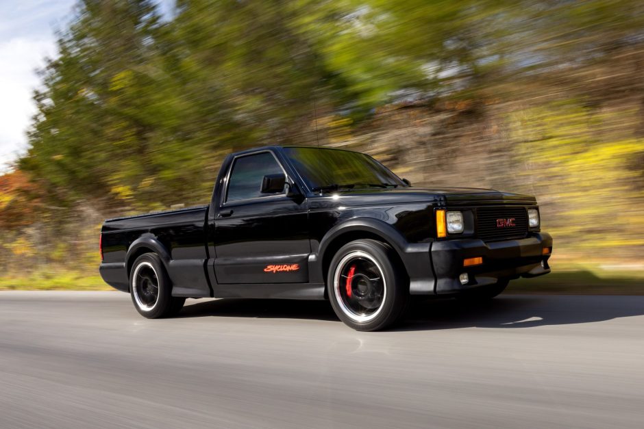 1991 GMC Syclone sold at auction for $46,500