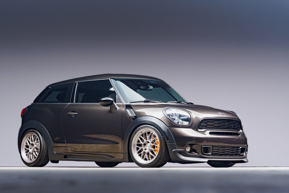 2015 Mini Paceman sold at auction for $21,000