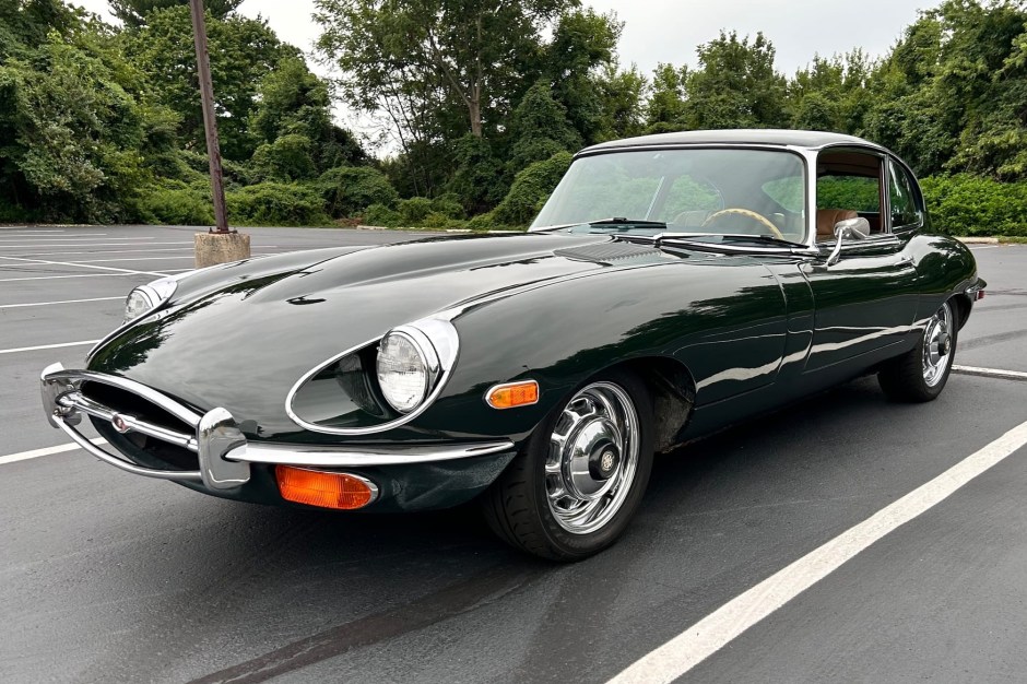 1969 Jaguar XKE sold at auction for $29,500